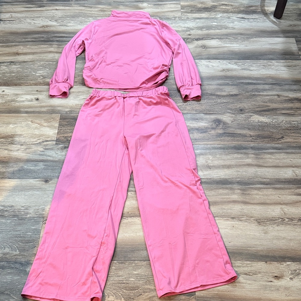 Women's Pink Lounge Set